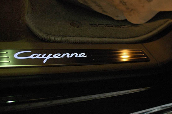 紳士愛運動：Porsche Cayenne S